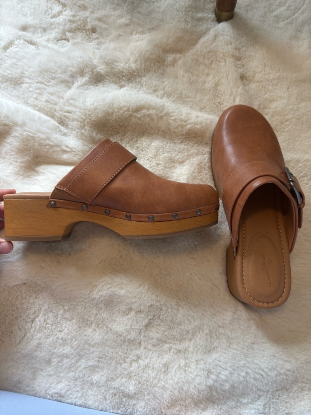 Comfort-Fit Brown Leather Mule Clogs with Buckle - Picture 2 of 6